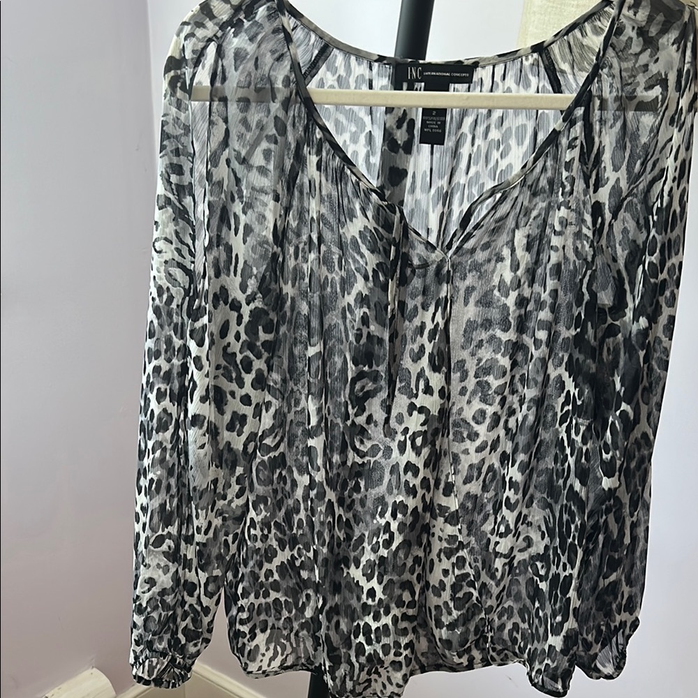 INC International Concepts Gray and Black Tie Front Long Sleeve Blouse